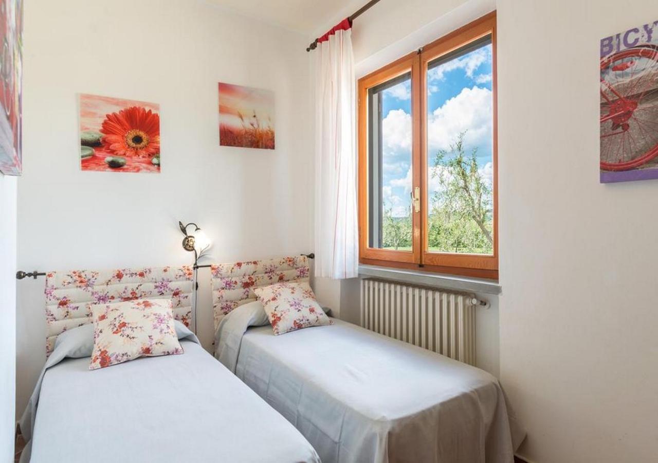 Santa Margherita Vacanze Поджибонси Экстерьер фото